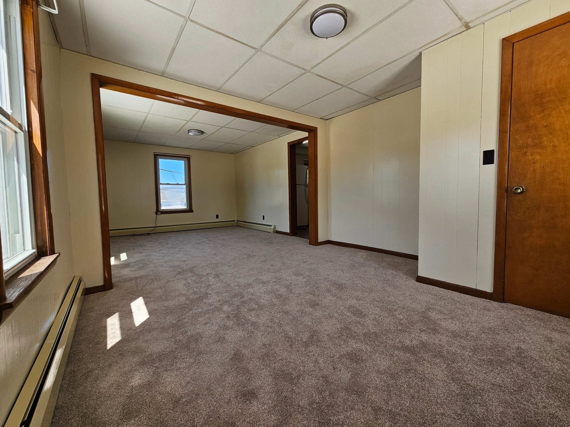 Living Room - 140 W Utica St