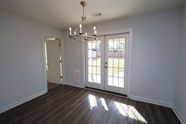 Building Photo - 2527 Naples Ln