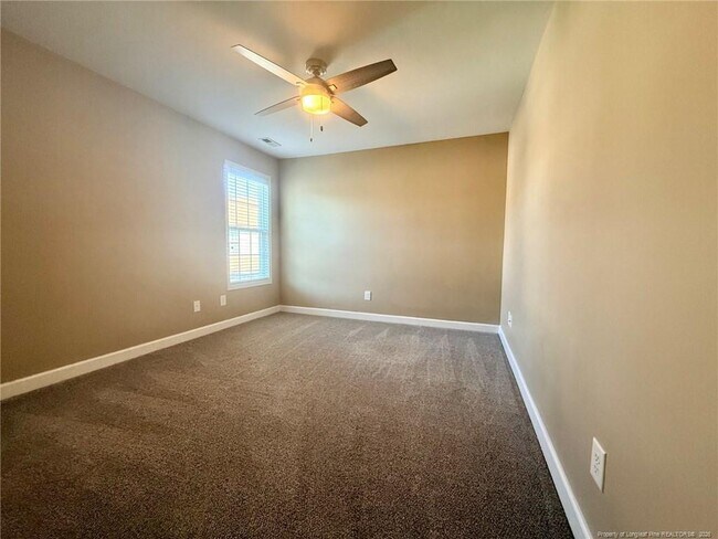 Building Photo - 1820 Shady Knoll Ln