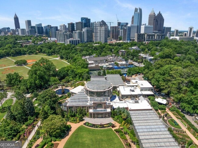 Building Photo - 275 13th St NE