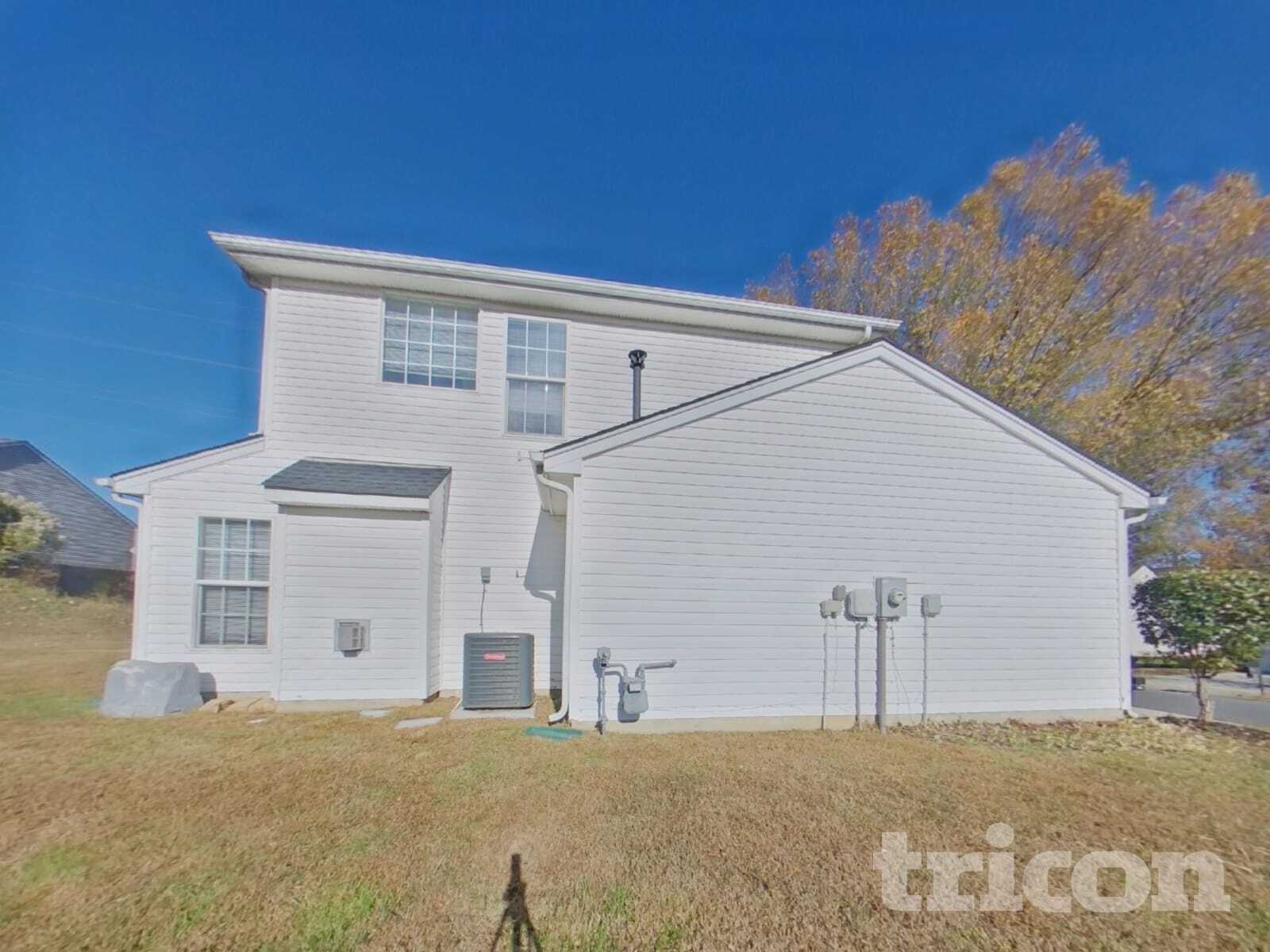 Building Photo - 8605 Appledale Dr