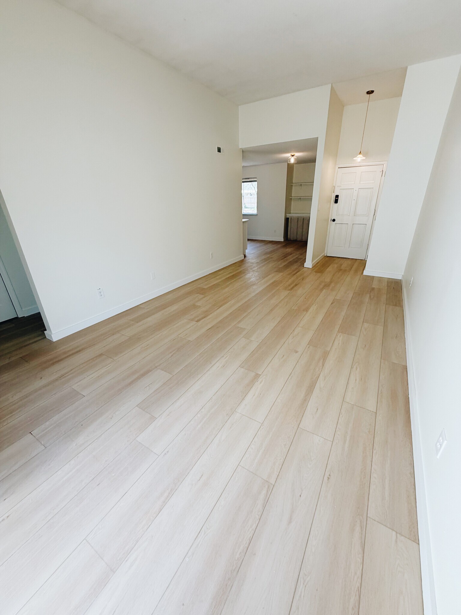 Building Photo - 105 Orgain Dr