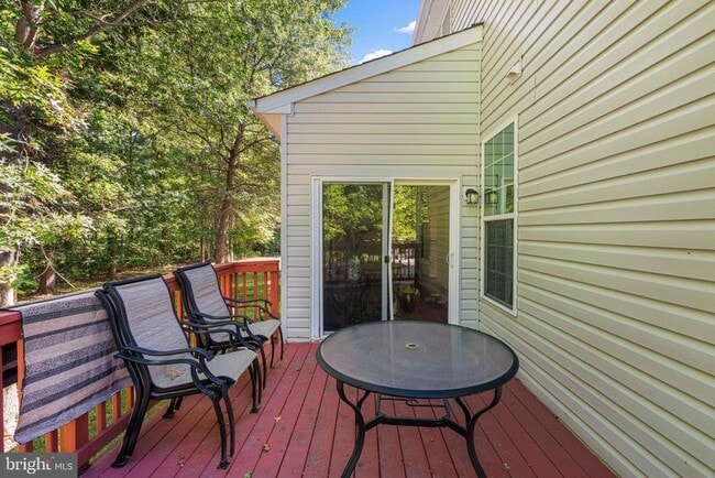 Building Photo - 406 Arnold Dr