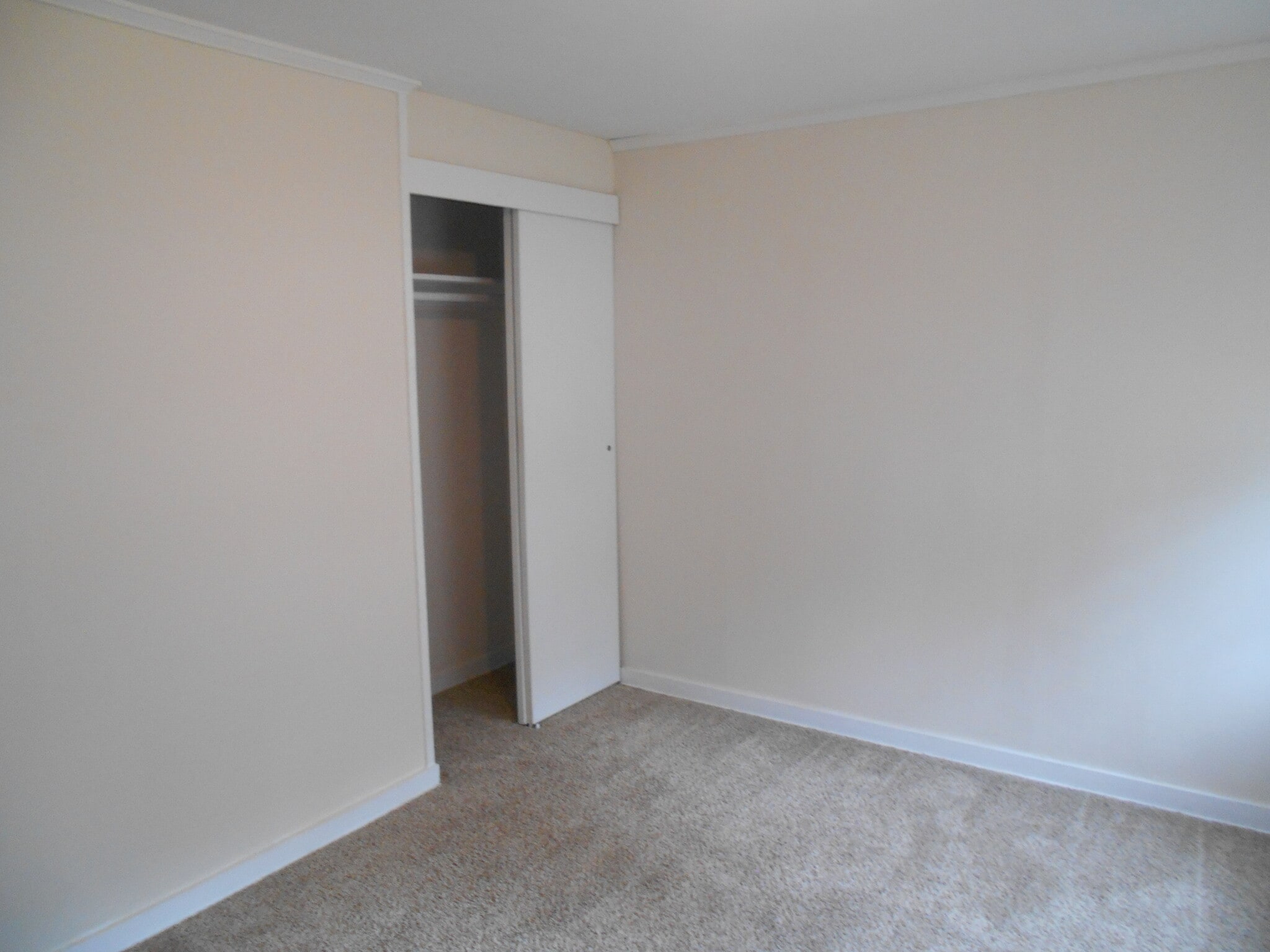 Building Photo - 4343 E Bayley St