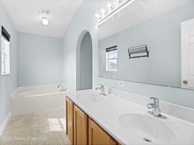 Building Photo - 2784 Snapdragon Dr NW