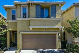 Building Photo - NICE TWO STORY HOME IN WEST ROSEVILLE!