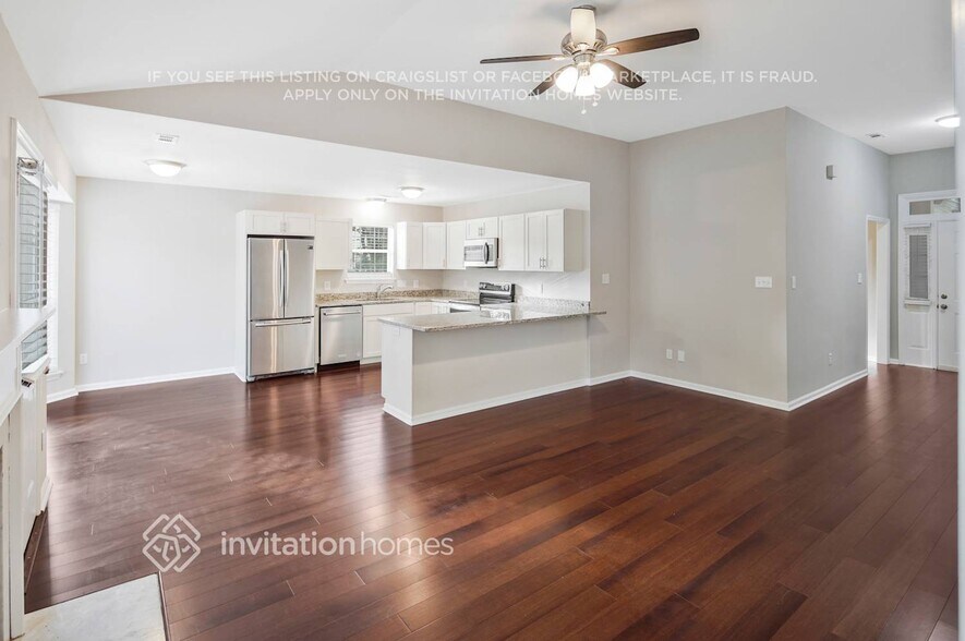 Building Photo - 9102 Eaker Ct