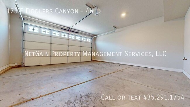 Building Photo - 173 E Fiddlers Canyon Rd