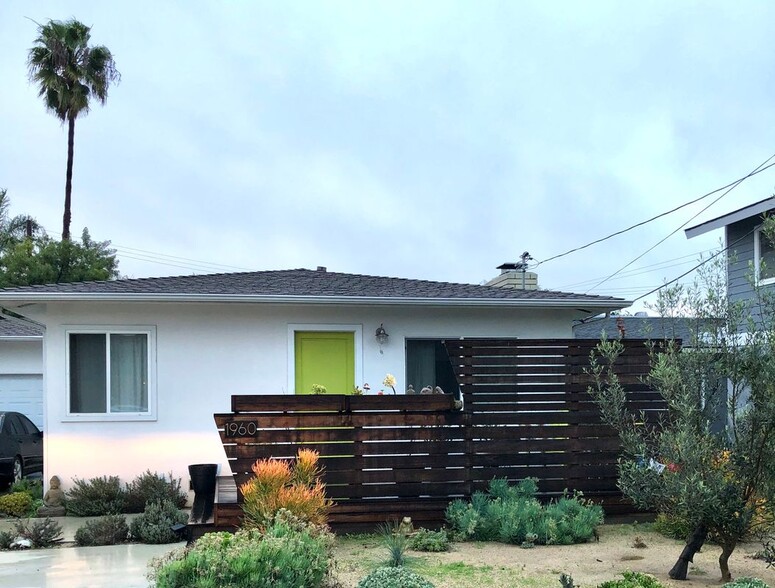 Building Photo - 1960 Anaheim Ave