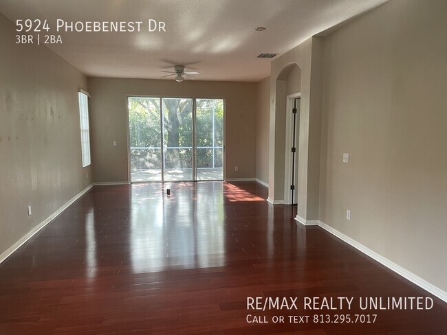 Building Photo - 5924 Phoebenest Dr