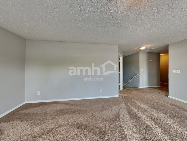 Building Photo - 16765 Yeoman Way