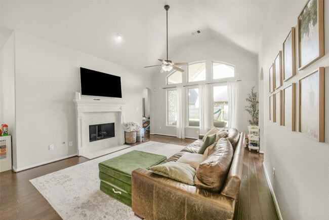 Building Photo - 29323 Prairie Rose Ct