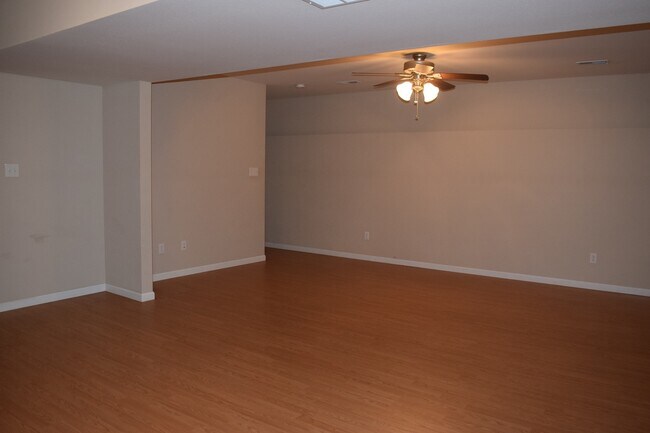 Building Photo - 3-Bedroom Home with Room to Roam – Fenced In Backyard