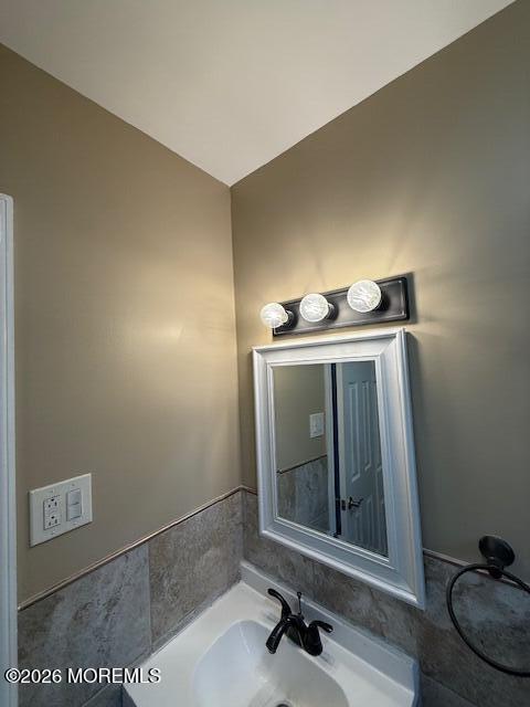 Building Photo - 539 Olive Pl