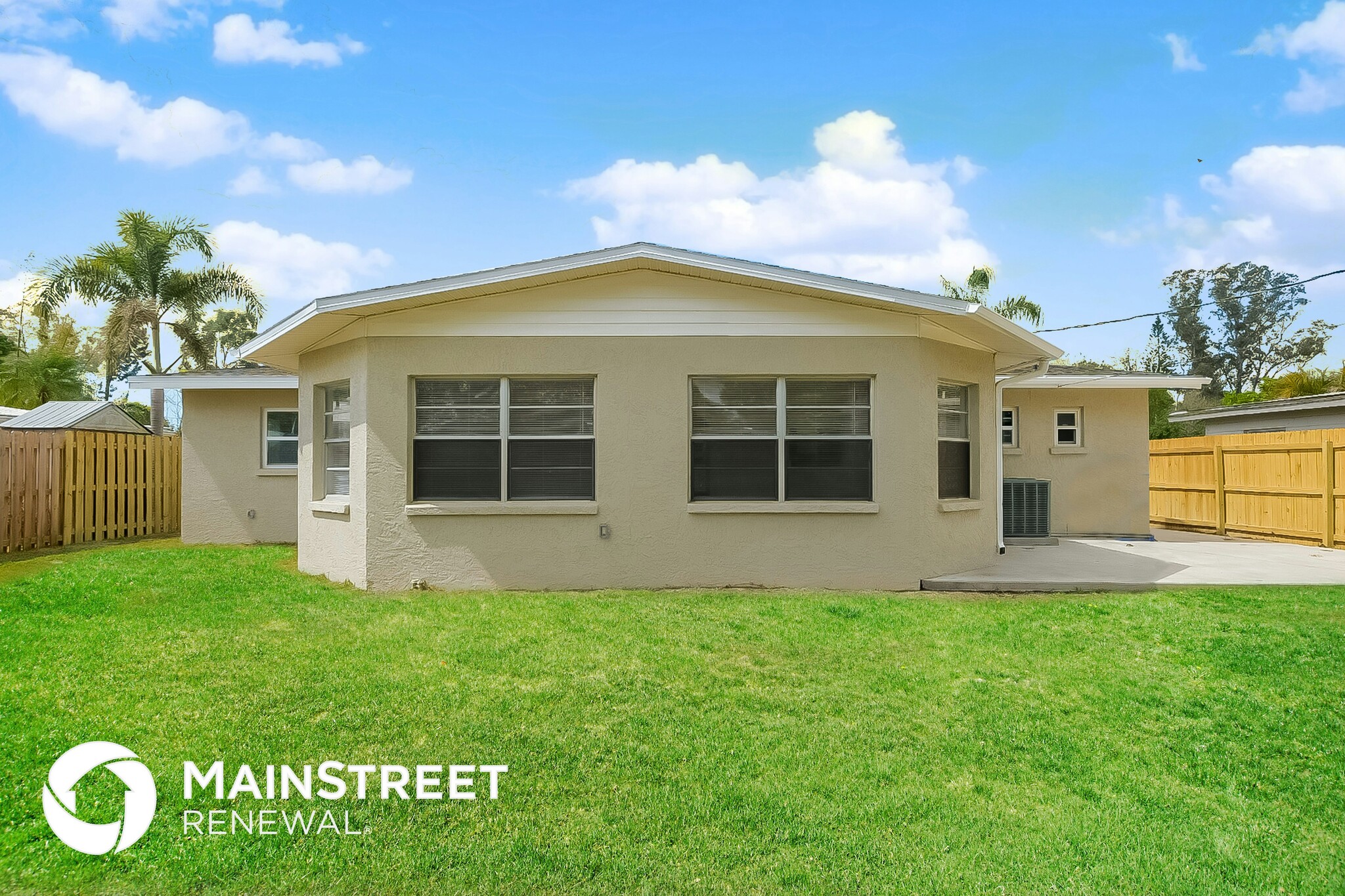 Building Photo - 3719 Aloha Dr