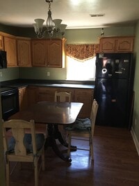 Building Photo - 2 Bedroom Rancher in Dunbar