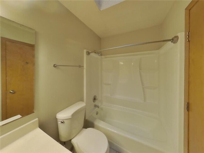 Building Photo - 5752 W 134th St