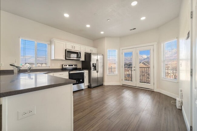 Building Photo - 13528 Venicia Way