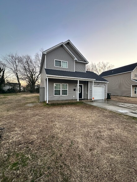 Building Photo - 521 Ashley Ave