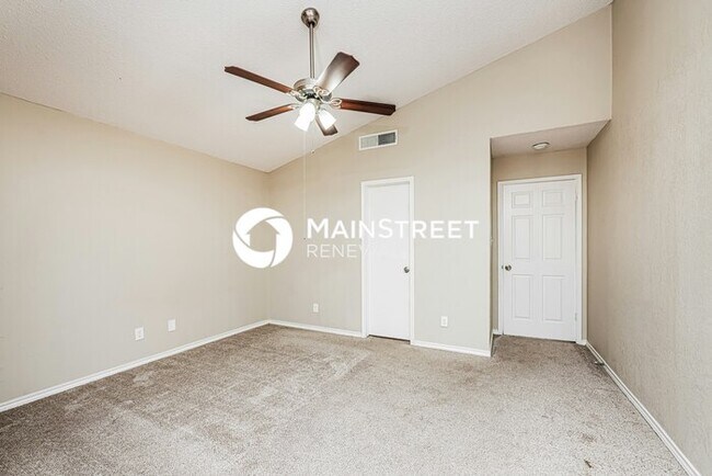 Building Photo - 4 Bedroom Pet-Friendly Home in Mesquite, TX with Main Street Renewal