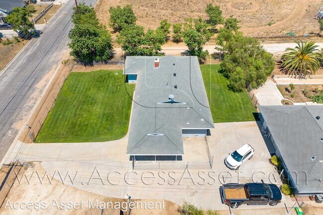 Building Photo - 4 br, 2 bath House - 4108 Agate St