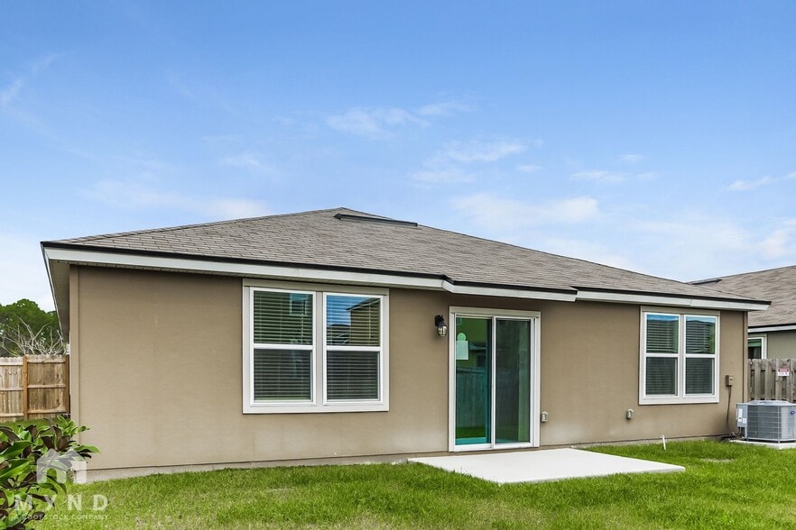 Building Photo - 2195 Pebble Point Dr