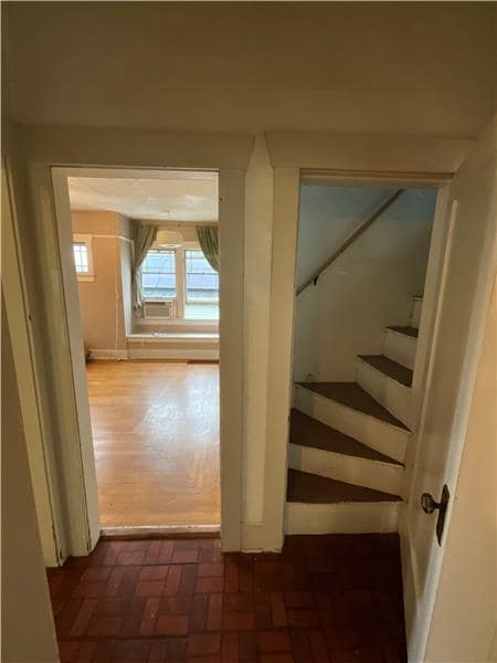 Building Photo - 342 NW 49th St