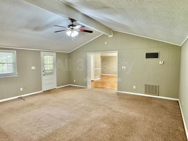 Building Photo - 3600 Nottingham Rd