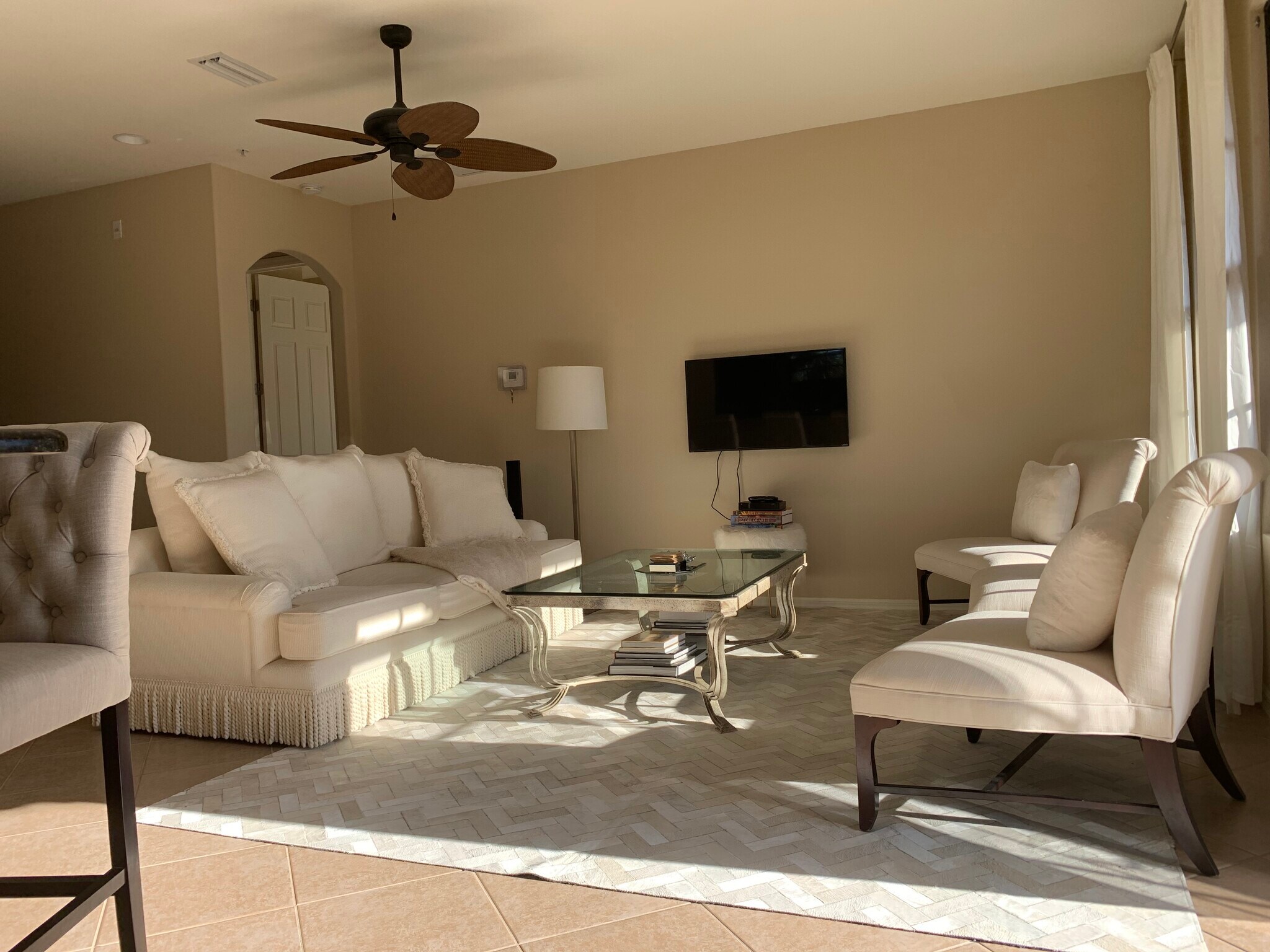 Building Photo - 8997 Cambria Cir