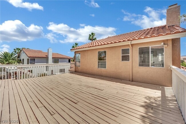 Building Photo - 2520 Machado Dr