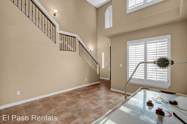 Building Photo - 3 br, 2.5 bath House - 3240 Peruvian Paso