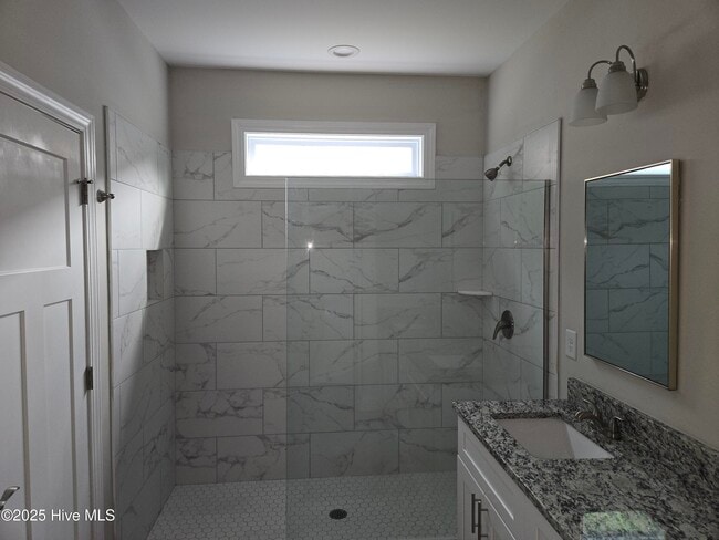 Building Photo - 1715 Sassafras Ct