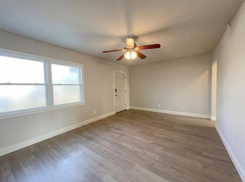 Building Photo - 3910 Ivy St