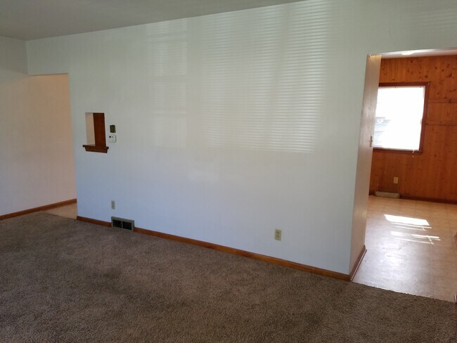 Building Photo - 2209 Franklin St