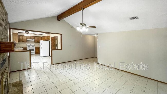 Building Photo - 810 Blanco Ln