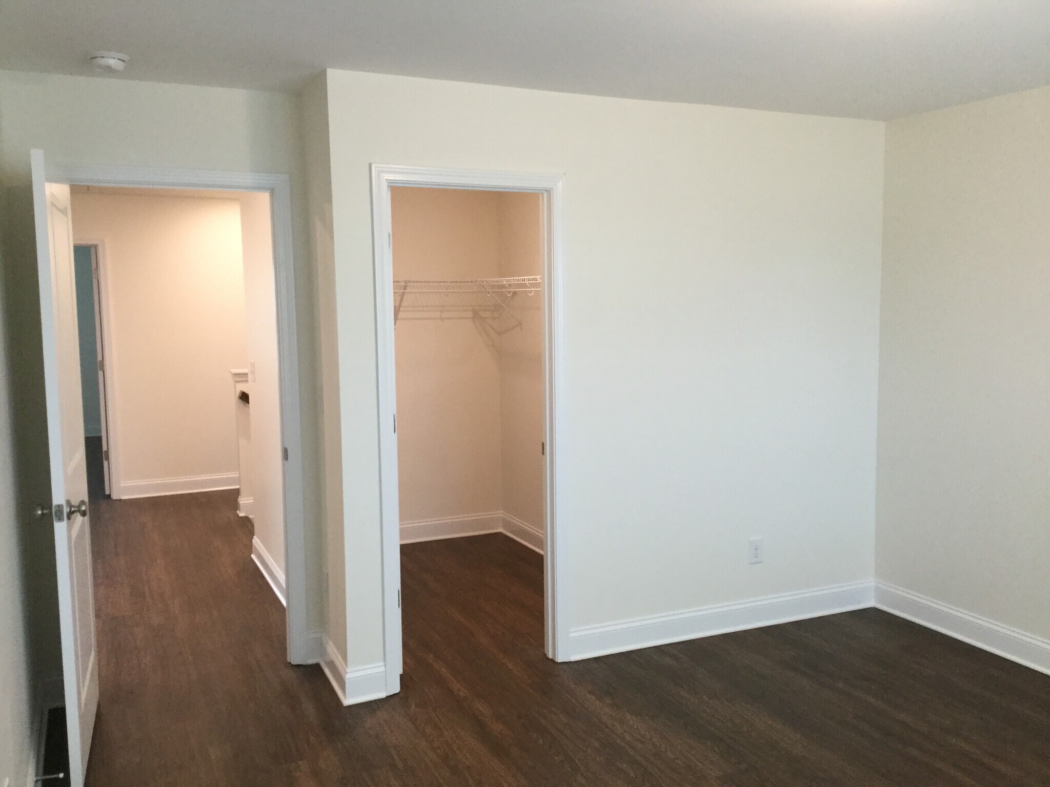 Building Photo - 103 Samara Ln