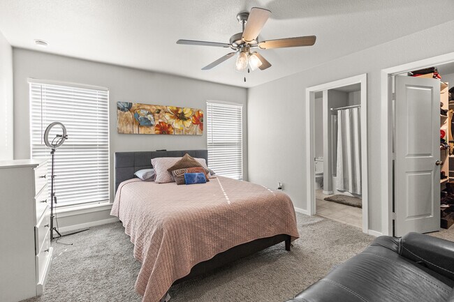 Building Photo - 9407 Ratliff Rdg