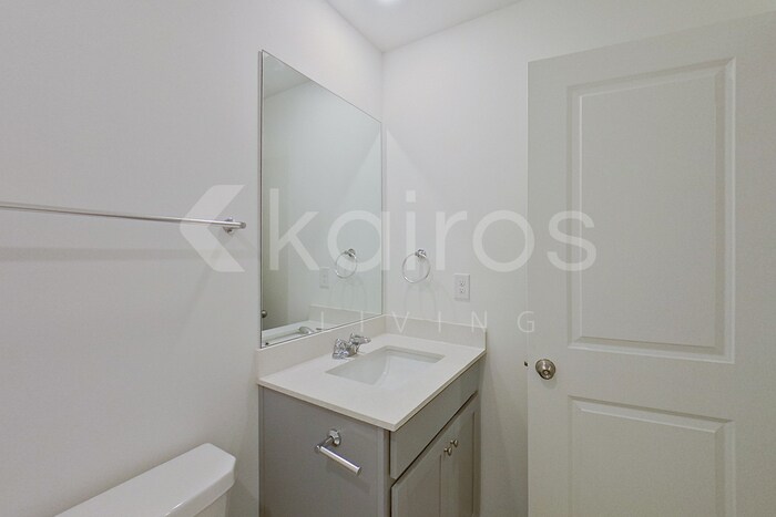 Building Photo - 213 Birch Ave