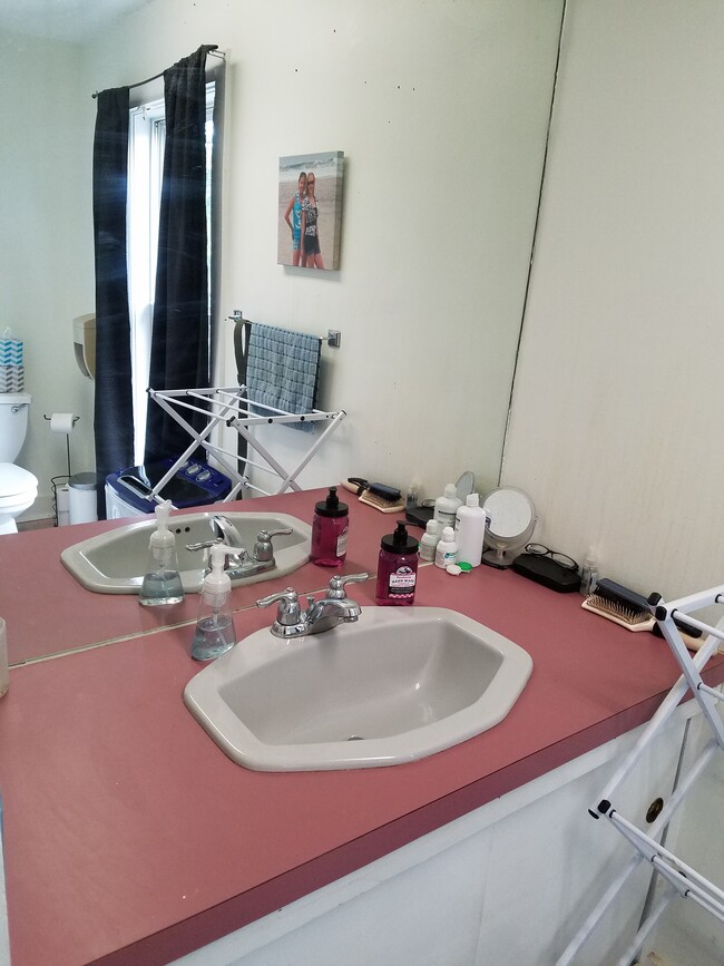 Building Photo - Clay Hill Properties, LP