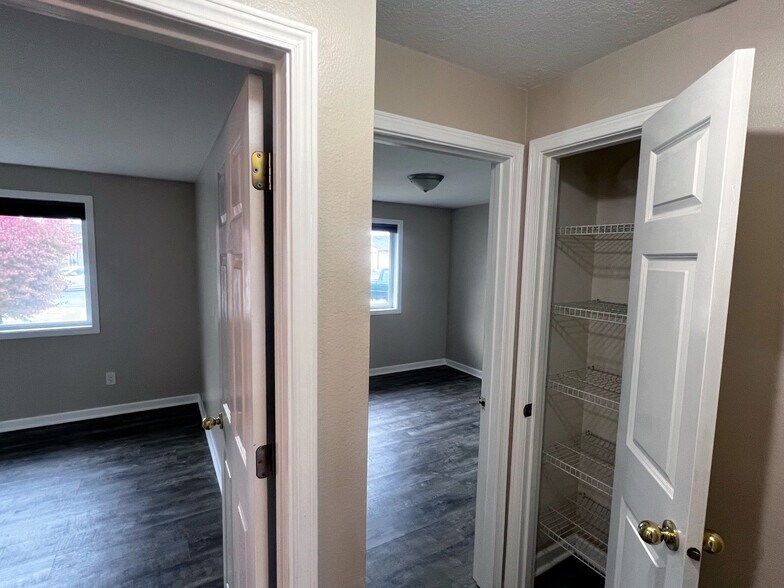 Building Photo - 15807 NE 86th Cir