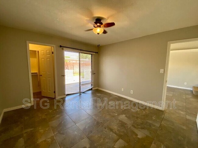 Building Photo - 490 E 700 S