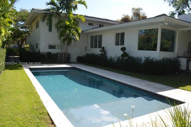 Building Photo - 173 Shore Dr S