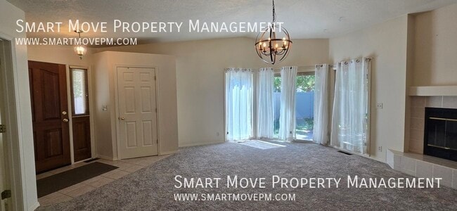 Building Photo - 3161 W Catalina Ln