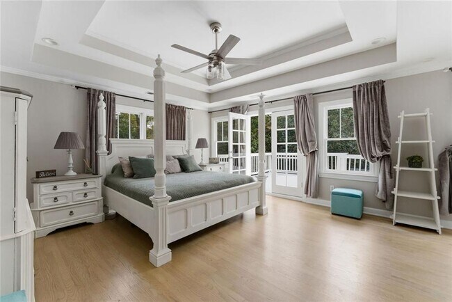 Building Photo - 302 Hascall Rd NW