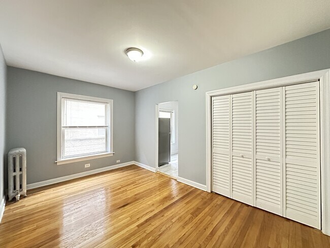 Building Photo - 6347 N Magnolia Ave