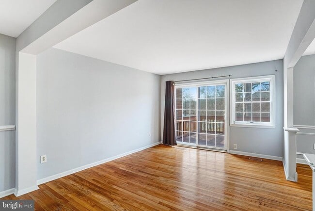 Building Photo - 5472 Truxion Ct