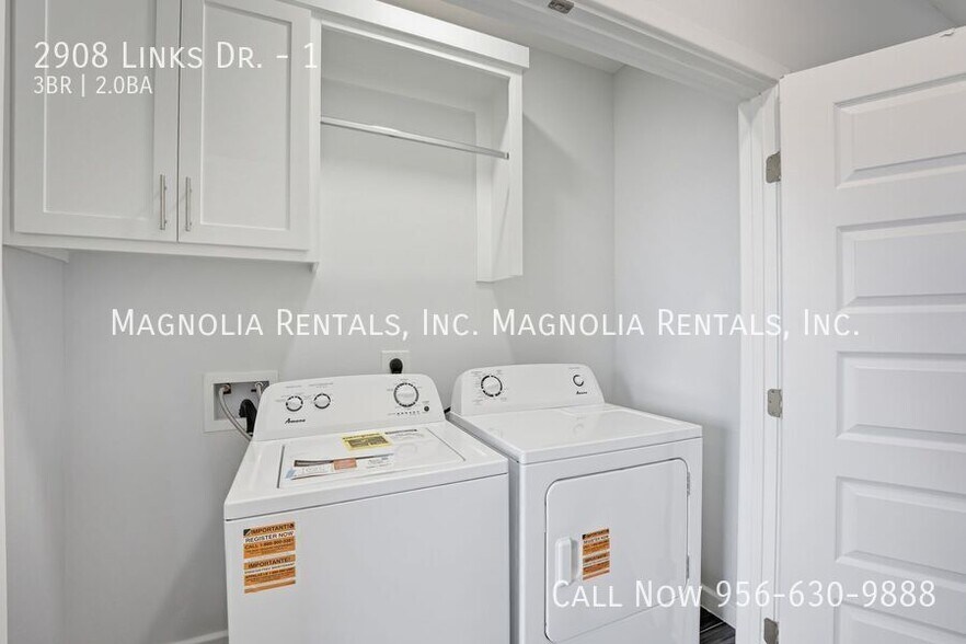 Building Photo - 2908 S Links Dr