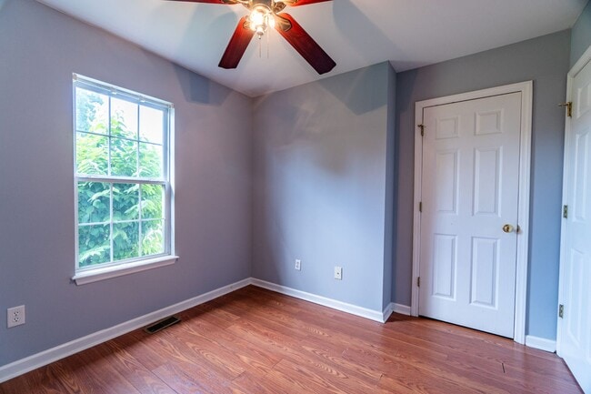 Building Photo - Beautiful one-level 3-Bedroom 2-Bath Ranch...
