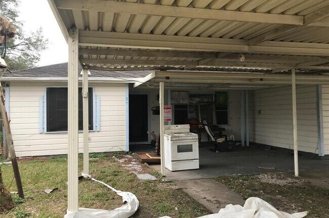 Building Photo - 2406 Rosemead Dr