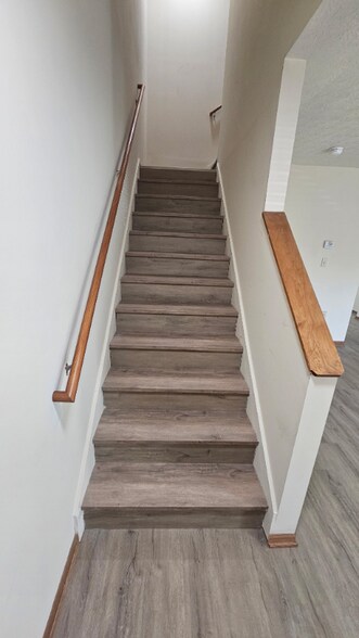 Building Photo - 5233 Chesterfield Ave